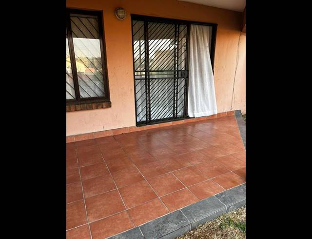 2 BEDROOM APARTMENT FOR SALE IN MONDEOR